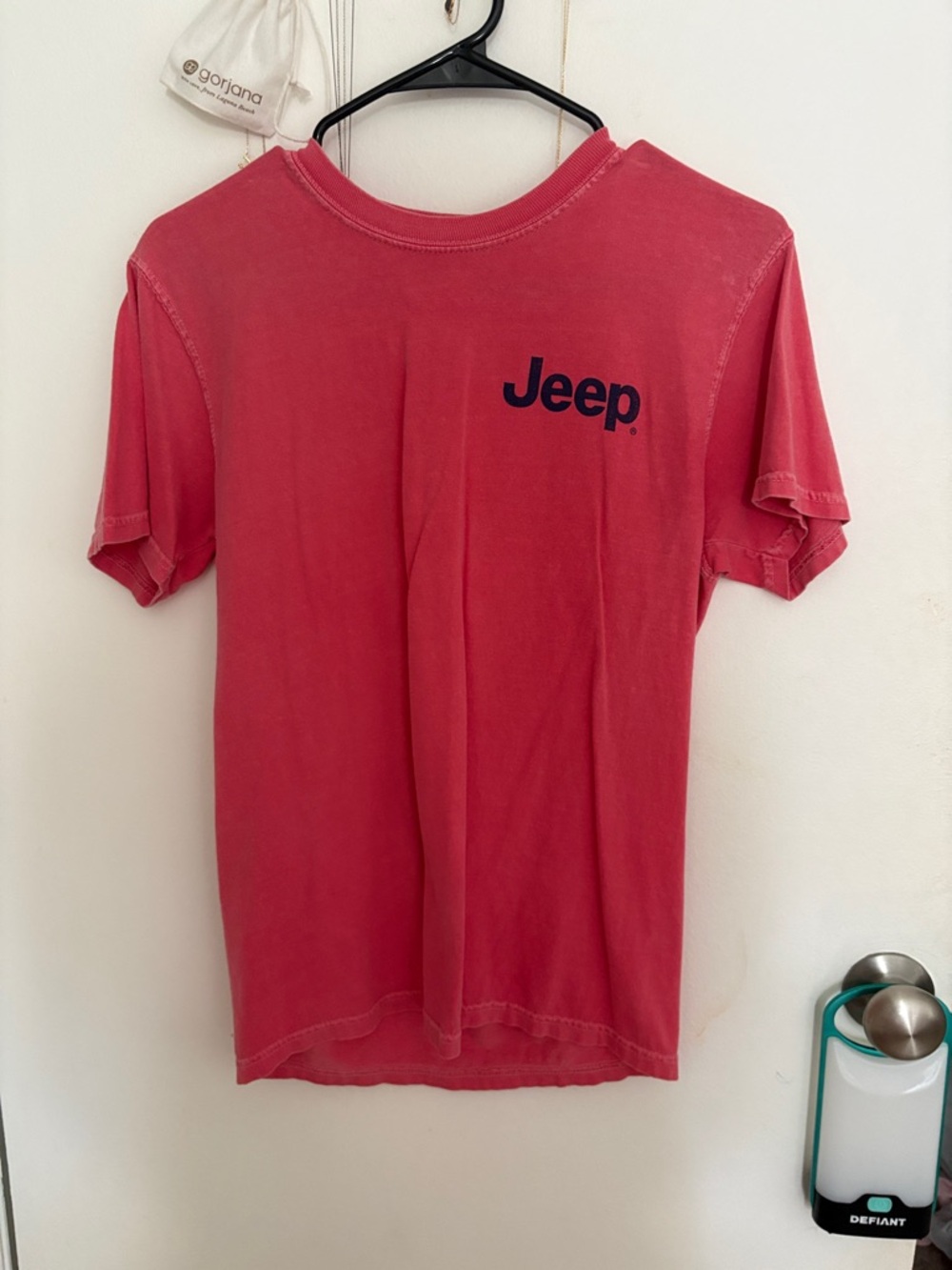 Jeep Coral Tee with Yellow and Navy Graphic